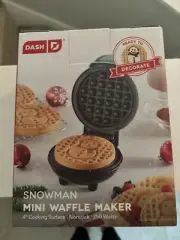 Dash Snowman Mini Waffle Maker Xmas Holiday