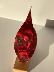 Tatting shuttle with red pearl 2.5" long with 0,75 hook