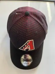 New Era Men’s 9Forty Arizona Diamondbacks Hat Cap Strapback Adjustable