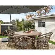 Blue Hen – A Charming And Central Cottage