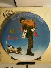 Norman Rockwell 1981 KNOWLES Wrapped Up In Christmas Collectors Plate