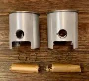 BENELLI 250cc 2C PHANTOM RACING PISTON - 2 COMPLETE SETS RINGS PINS CLIPS *NOS!*