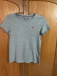 在飛比找Yahoo!奇摩拍賣優惠-HANG TEN灰色純棉短袖圓領T恤