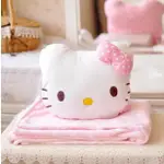 2 合 1 HELLO KITTY 辦公室毯子套裝,KITTY LOVE 毯子套裝