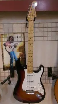 在飛比找Yahoo!奇摩拍賣優惠-☆金石樂器☆ Fender Standard Stratoc