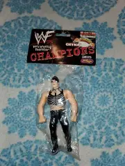 WWE WWF JUSTOYS BEND-EMS CHYNA (DIVA) POSEABLE WRESTLING FIGURE ~ NIP! R*