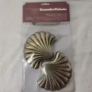 JCP Set of 2 Brass Tone Curtain Tie Backs Sea Shells Coast Beach Home Decor NOS