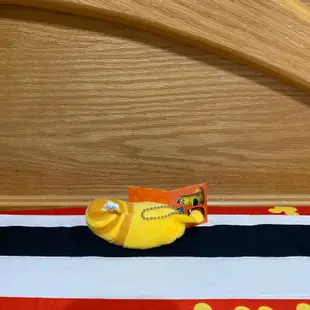 「全新」Larva 痘痘蟲 黃色款 吊飾 娃娃 玩偶 韓國 卡通 動畫 兒童 玩具