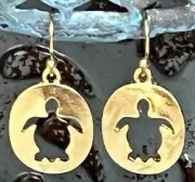 Gold Tone Dangle Earrings. Beach. Ocean. Coast. Turtles