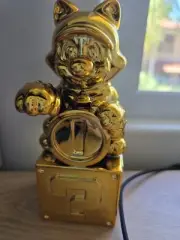 Lucky Cat Mario Custom Print Gold Chrome