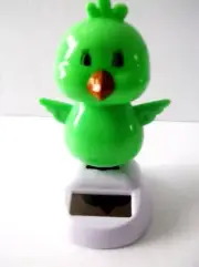 ✔️Solar Powered Green Chick Bobble Head ~ Moves Side to Side