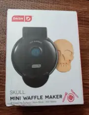 DASH BRAND MINI SKULL SHAPED WAFFLE MAKER ELECTRIC SMALL KITCHEN APPLIANCE