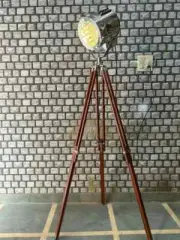 Theater Searchlight Industrial Modern Spotlight with Tripod base Floor Lamp