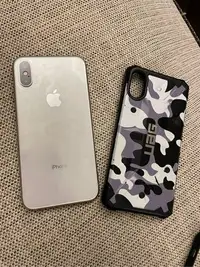 在飛比找Yahoo!奇摩拍賣優惠-(二手9成)iPhone XS 256g 白色 5.8吋盒裝