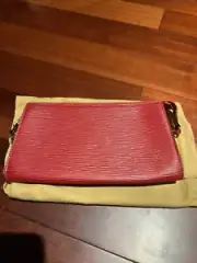 Louis Vuitton Neverfull GM Epi Wristlet