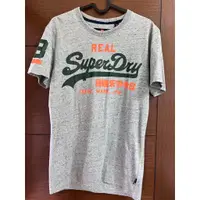 在飛比找蝦皮購物優惠-【台灣門市購入-二手S號】Superdry 長袖上衣／短袖T