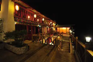 香格裏拉春風十裏客棧Cozy Inn