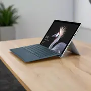 Microsoft Surface Pro 5 i7 7660U 2.5GHz 8GB 256GB 12.3" W10P - Wty