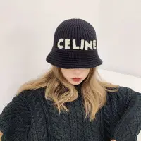 在飛比找Yahoo!奇摩拍賣優惠-CELINE陳瑜周雨彤楊冪LISA同款羊毛毛線帽子CE凱旋門