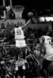 Hersey Hawkins of Bradley rebounds the ball 1987 Basketball Old Photo