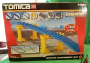 TOMICA HYPERCITY DELUXE ACCESSORY SET 30 PIECES #70537 TOMY BRAND NEW SEALED #2