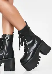 [Current Mood] Reality Bytes Chunky Platforms