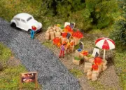Faller Street Peddling Scene Building Kit III N Gauge 272536