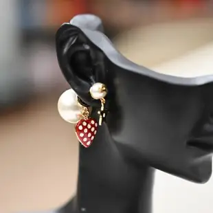 【Dior 迪奧】典品牌LOGO大小珠珠星星吊墜愛心造型針式耳環(金)