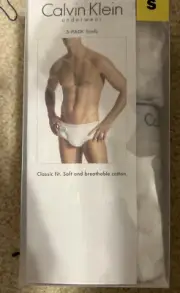Calvin Klein Men's 3PK Cotton Briefs Classic Fit-100%Cotton-Size Small.