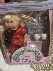 2004 Cabbage Patch Kids Series 1 Sleep Over Collection “Stephanie” New In Box