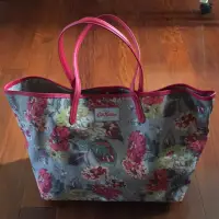 在飛比找蝦皮購物優惠-Cath Kidston 購物包