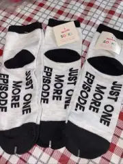 Adults NWT "Just One More" blk/grayish crew socks.Size 9-11. 3 PAIRS- 1 PRICE