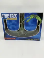 Diamond Select Toys Star Trek Electronic Starship Klingon Bird-Of-Prey Brand New