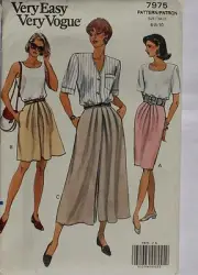 Pattern- Misses' Petite Skirt, Shorts & Culottes/Vogue very Easy
