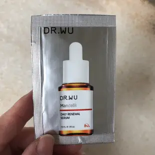 現貨‼️ DR.WU 玻尿酸保濕精華液 / 杏仁酸亮白煥膚精華18% 杏仁酸溫和煥膚精華 全日保濕防曬乳 體驗包 試用包