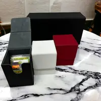 在飛比找松果購物優惠-卡片收納盒 皮革磁吸卡盒 卡牌收納盒 卡片展示 卡磚收納盒 