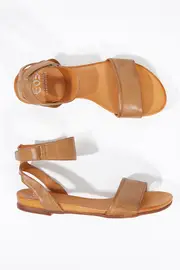Lauren Leather Flat Sandal--EOS-LAUREN