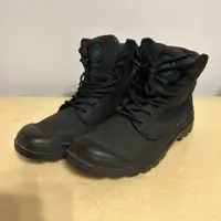 在飛比找蝦皮購物優惠-MOMO 古著商號 PALLADIUM PAMPA CUFF