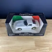 Ertl European Classics 1966 Ferrari 275 GTB 4 White 1:18 Scale in Box