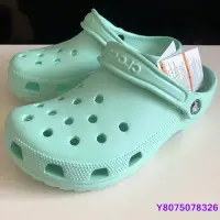 在飛比找Yahoo!奇摩拍賣優惠-Crocs卡駱馳 洞洞鞋 經典克駱格 男女情侶鞋 拖鞋 防滑