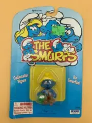 Smurfs 20403 Nat Smurfling Smurf On Card Pet Caterpillar Figure Vtg Figure READ!