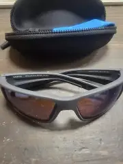 Costa Del Mar Black Fin Pro Matte Gray Green Lens Polarized