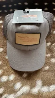 New With Tags Sitka Meshback Trucker Cap OSFA SnapBack Hat Bow Hunt Archery USA