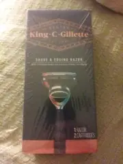 King C Gillette Shave and Edging razor plus 2 cartridges New Sealed