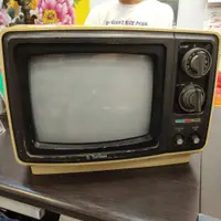 在飛比找蝦皮購物優惠-203*早期復古米色大同電視 可愛小巧的 古董電視 TV-1