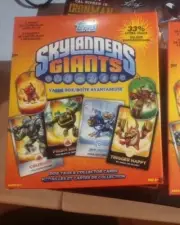 2013 TOPPS SKYLANDERS GIANTS BOX FACT SEALD. NEW