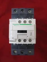 Schneider LC1D40AF7 TeSys D Magnetic Contactor 40A 110V AC