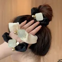 在飛比找momo購物網優惠-【JC Collection】韓國奢華網紗滿鑽方形造型髮圈(