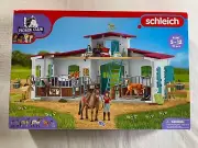 NEW Schleich 42567 Riding Stable Horse 115 Piece Toy Set Playset Horse Club