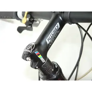 【二手】 - 富士廠車TEAM ISSUE（MTB）C7碳纖維登山車 GIANT捷安特/MERIDA美利達